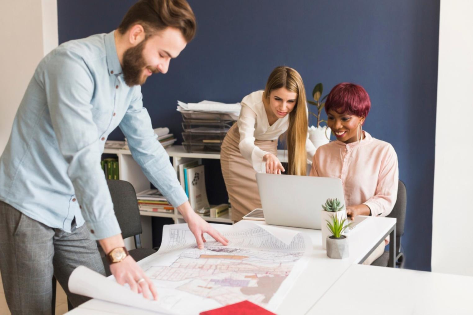 Sesión de trabajo colaborativo sobre objetivos financieros personales