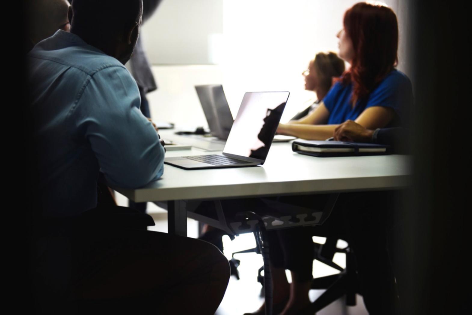 Concepto visual de transformación mental y financiera