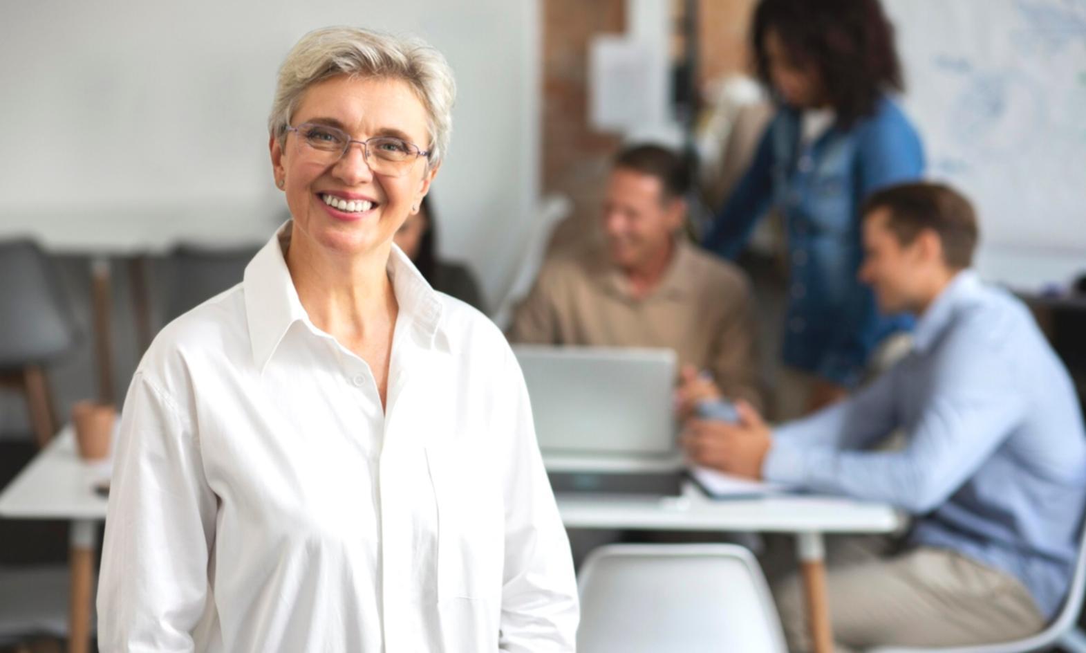 Sesión de formación financiera para equipos empresariales